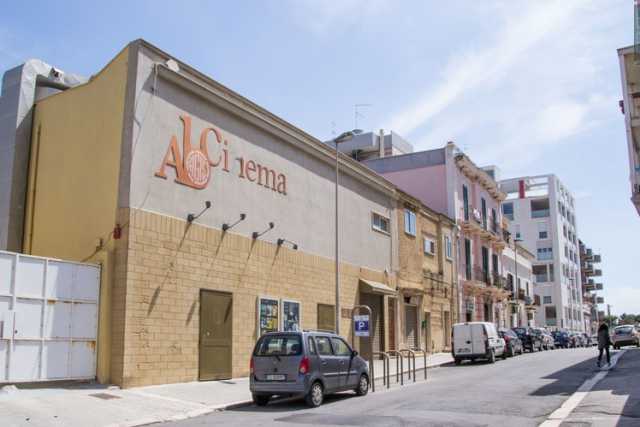Bari, il cinema Abc sospende l'attivit�. Poche parole su facebook: �The end�